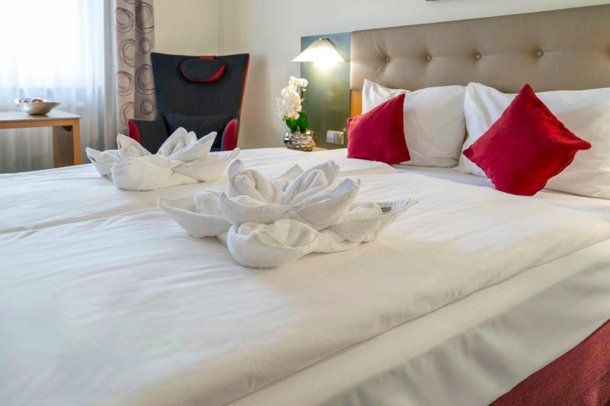 Plaza Inn Blankenburg Ditzingen, Sure Hotel Collection Экстерьер фото