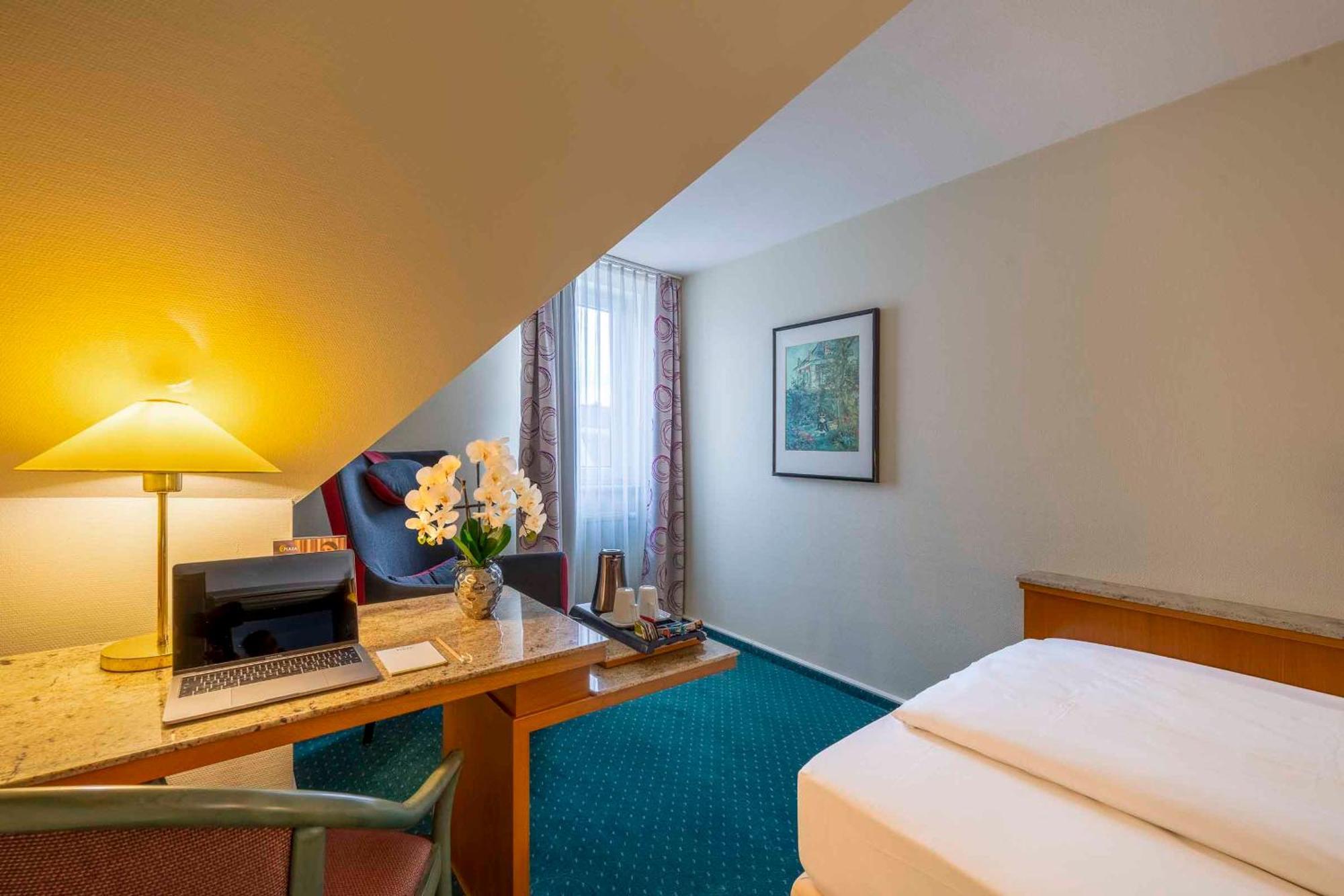 Plaza Inn Blankenburg Ditzingen, Sure Hotel Collection Экстерьер фото