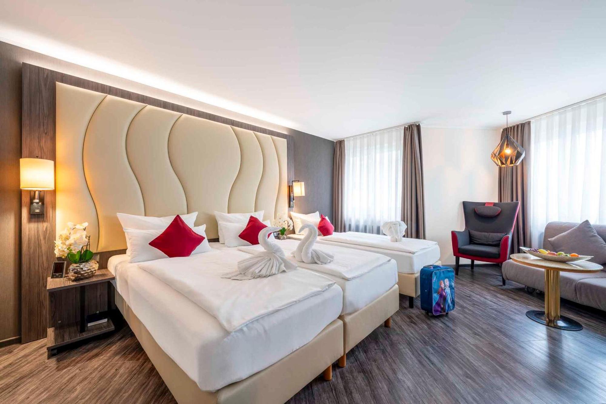 Plaza Inn Blankenburg Ditzingen, Sure Hotel Collection Экстерьер фото